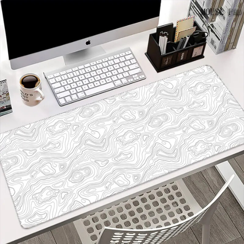 Mouse Pad 90x40cm, Borda Reforçada, Ideal para Teclado e Mouse, em Preto e Branco - Emrpesa BDZ